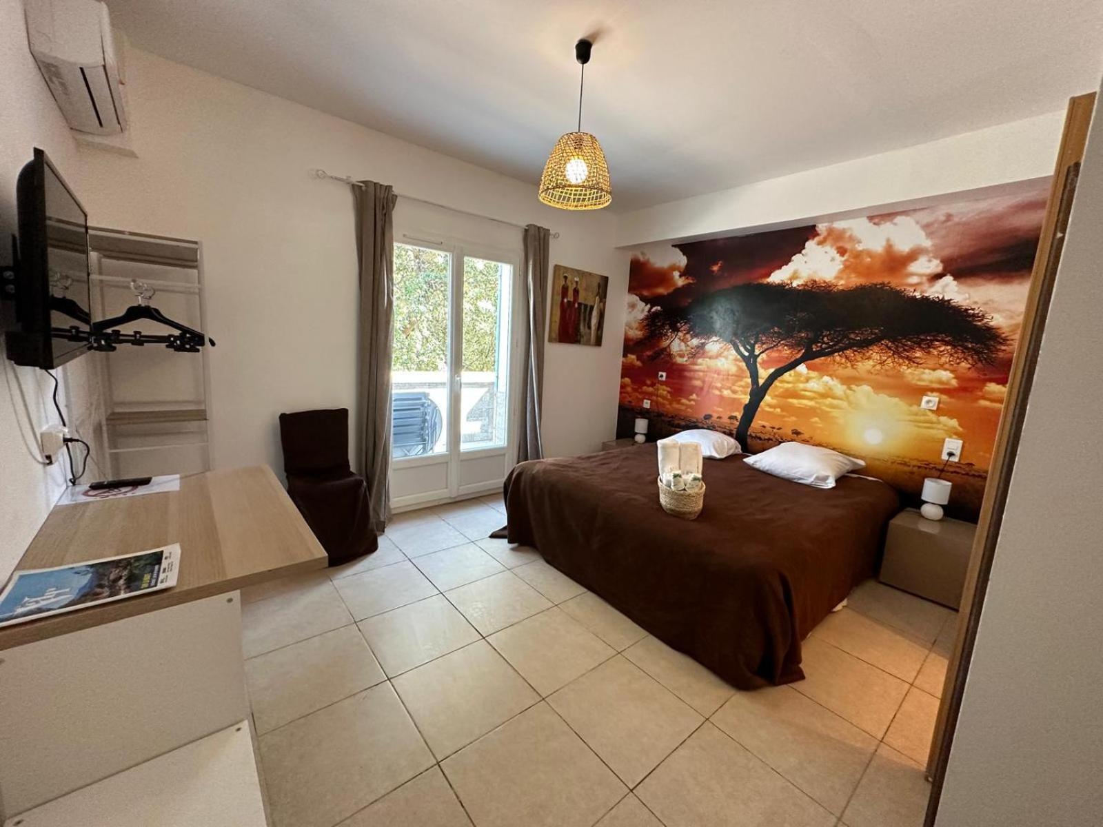 L'Hotel Du Bastier Ginasservis Exteriér fotografie
